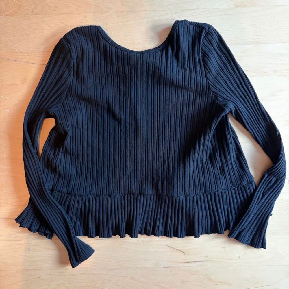 Whiteroom + Cactus Coquette Ruffle Hem Black Ribbed Open Back Top Small